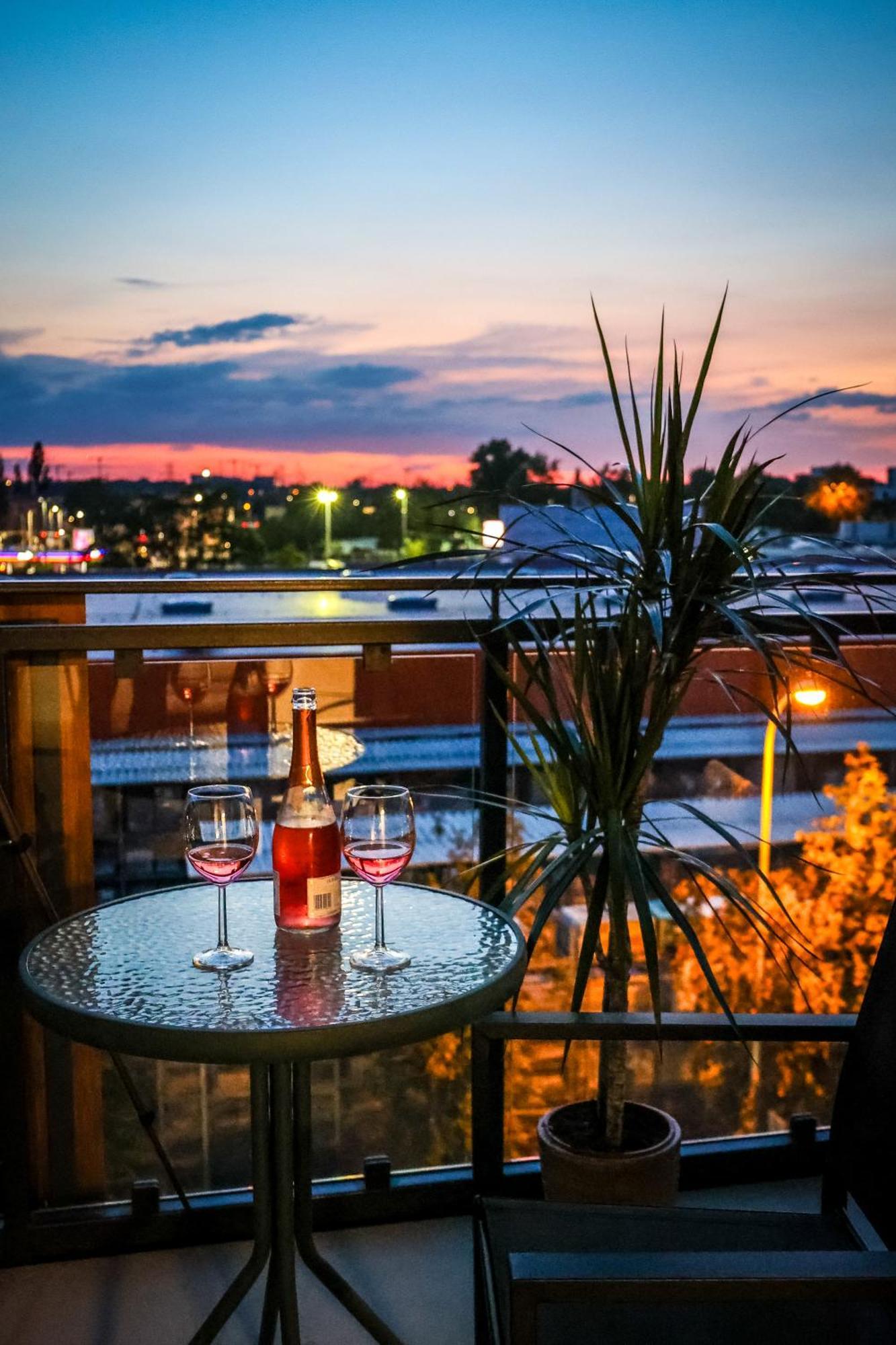 Apartament Ginger - Stare Miasto - Bezplatny Parking - Youtube Apartament Ginger We Wroclawiu المظهر الخارجي الصورة